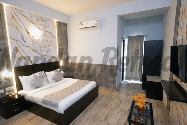 City Vista Signature room at The Nandan Retreat hotel in Vrindavan with enhanced space and premium furnishings